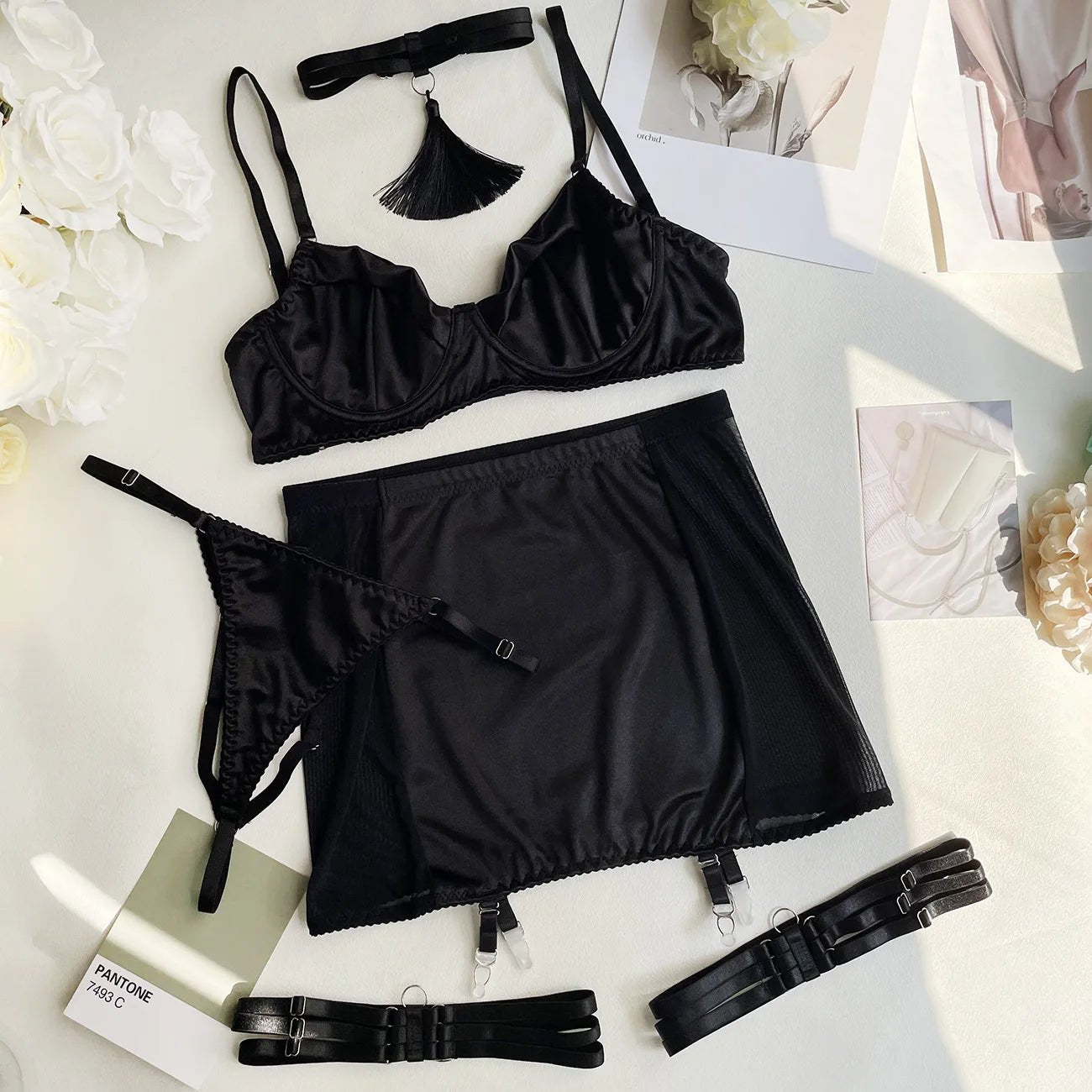 5 - Piece Sexy Lingerie Set – Choker Tassel, Garter Belt, Clubwear Underwear - Vynori