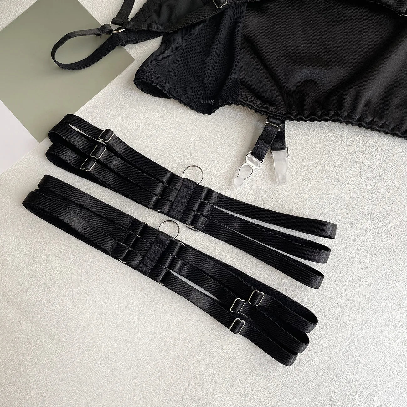 5 - Piece Sexy Lingerie Set – Choker Tassel, Garter Belt, Clubwear Underwear - Vynori