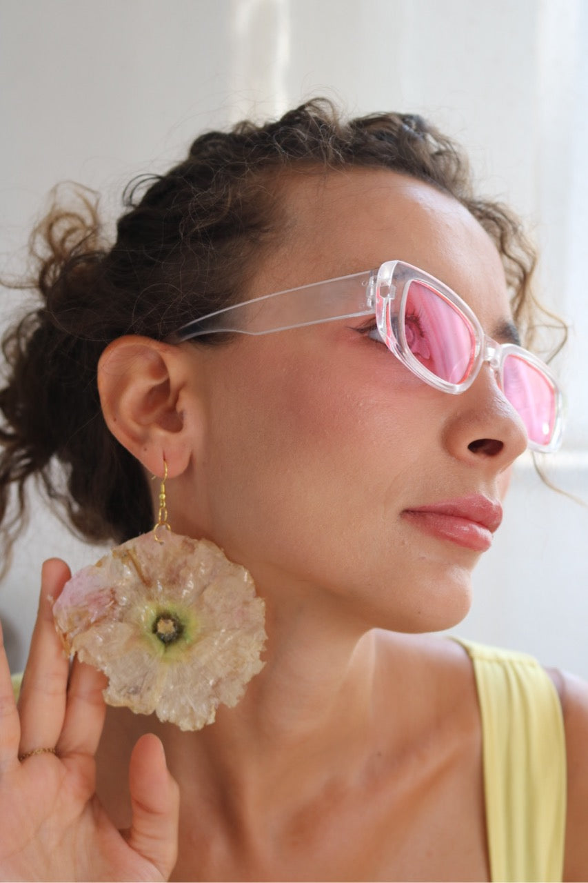 Handmade Dried Flower Earrings (Resin, Unique) – Ena.art